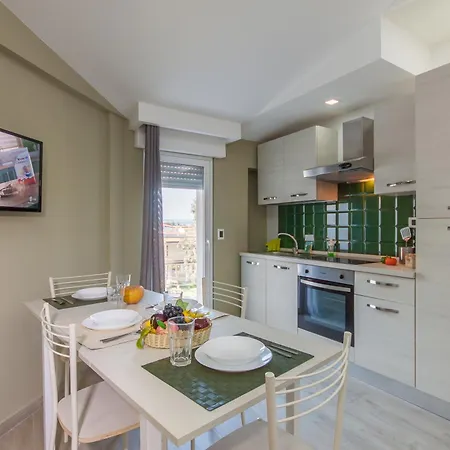 Casa Golf A 200m From The Sea - Happy Lägenhet